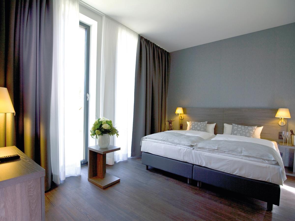 Hotel Eislinger Tor Eislingen Zewnętrze zdjęcie