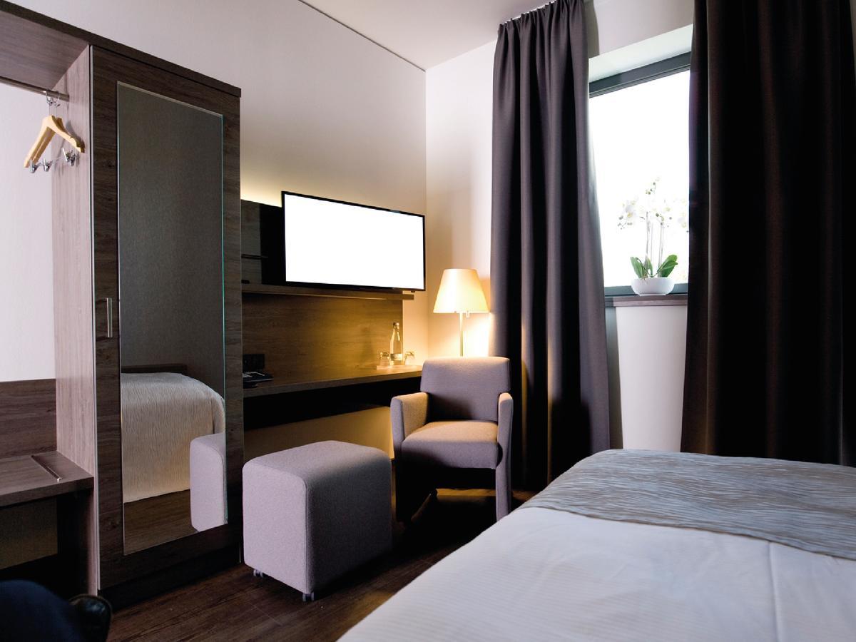 Hotel Eislinger Tor Eislingen Zewnętrze zdjęcie