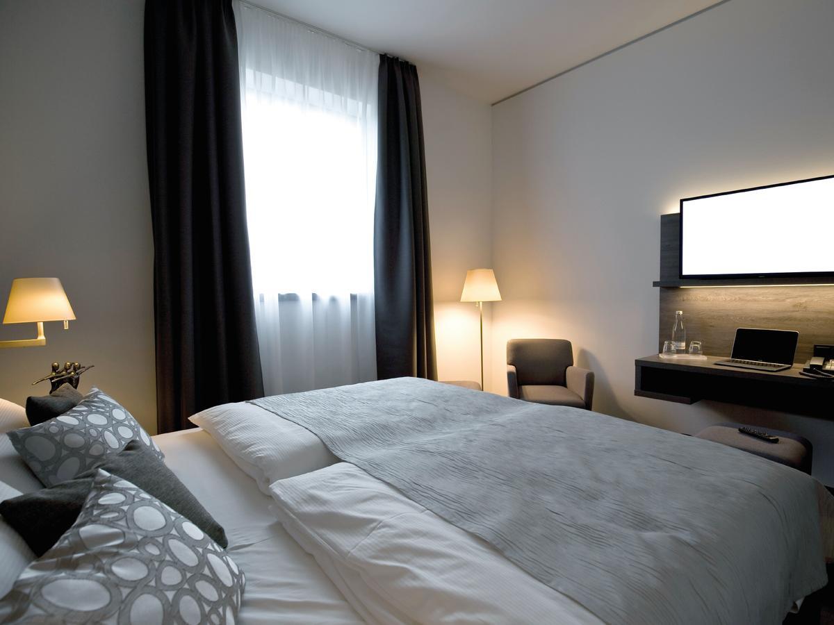 Hotel Eislinger Tor Eislingen Zewnętrze zdjęcie
